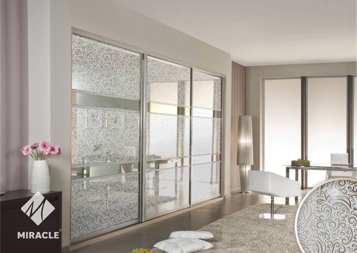 Двери-купе с декоративным зеркалом Miracle® Crystal Melody