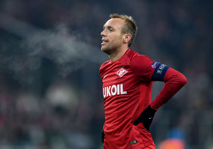 Денис Глушаков.