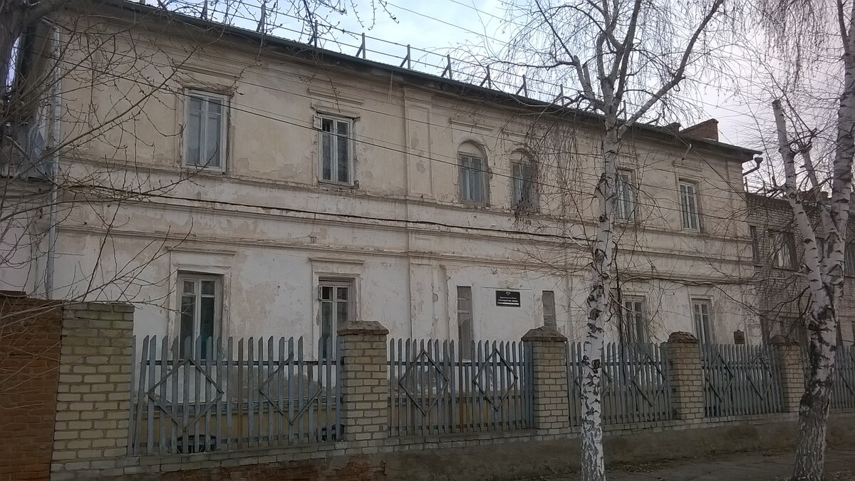 Маркс училище. Марксовский политехнический колледж г маркс. Маркс училище. Директор марксовского политехнического колледжа. Особняк, маркс саратов.