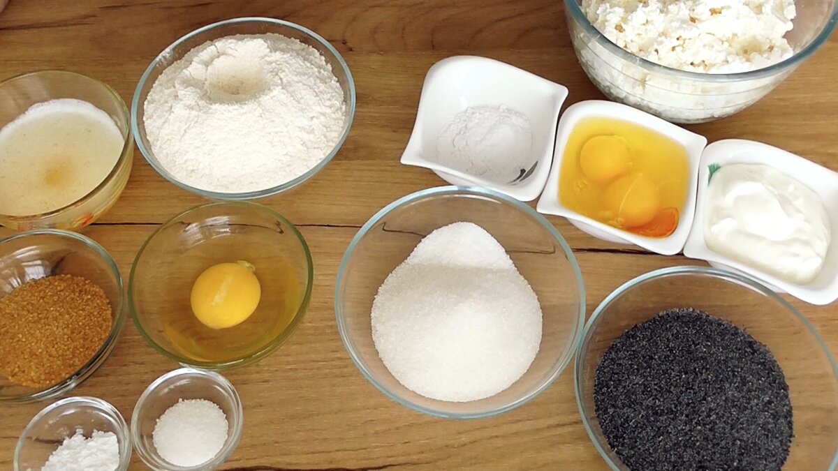 Торт яйца сахар мука масло. 300 Гр творога 2 яйца 300гр муки. Грамм сахара 4 яйца. Творог оригинал. Мак с сахаром.