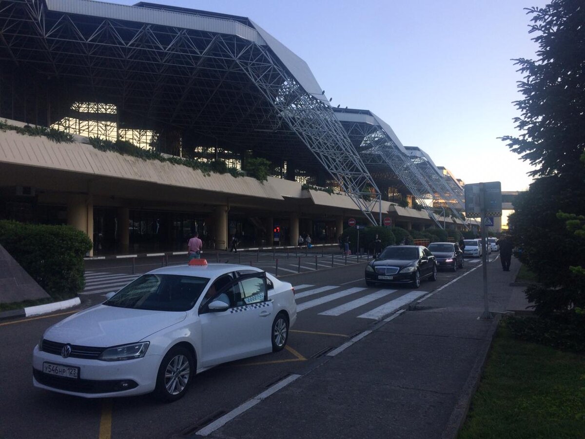 Аэропорт Адлер (AER) г.Сочи.