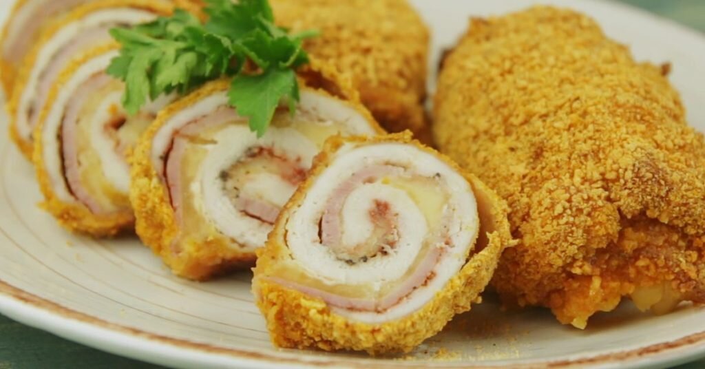 Подавать рулетики можно и без гарнира (Фото из открытых источников)  