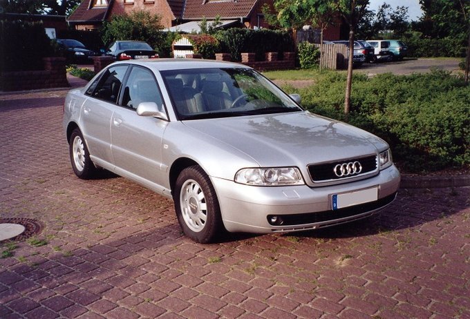 AUDI  A 4 