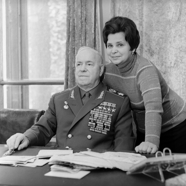 Дети жукова георгия константиновича сейчас фото Жуков Георгий Константинович - каким был "Маршал Победы". Подборка фото. Историч