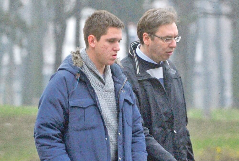 Сын Данило Вучич с отцом. Из сербских СМИ.