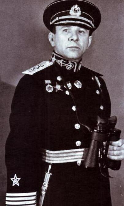 Недоразумение на посту командующего.