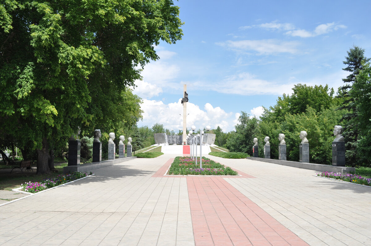 Аллея Победы