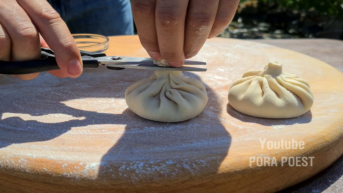 Как просто и вкусно приготовить хинкали – рецепт от грузинского повара (видео)