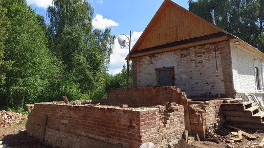 Готовимся к заливке основания под новый пристрой. Дом прадеда будет расширяться