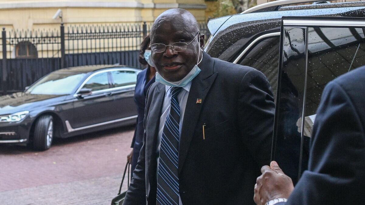    Посол Намибии в России Клеменс Хандуукеме Кашуупулва© РИА Новости / Владимир Астапкович