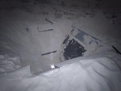 20-летний рабочий упал в технологическое отверстие, где был засыпан сахарным песком