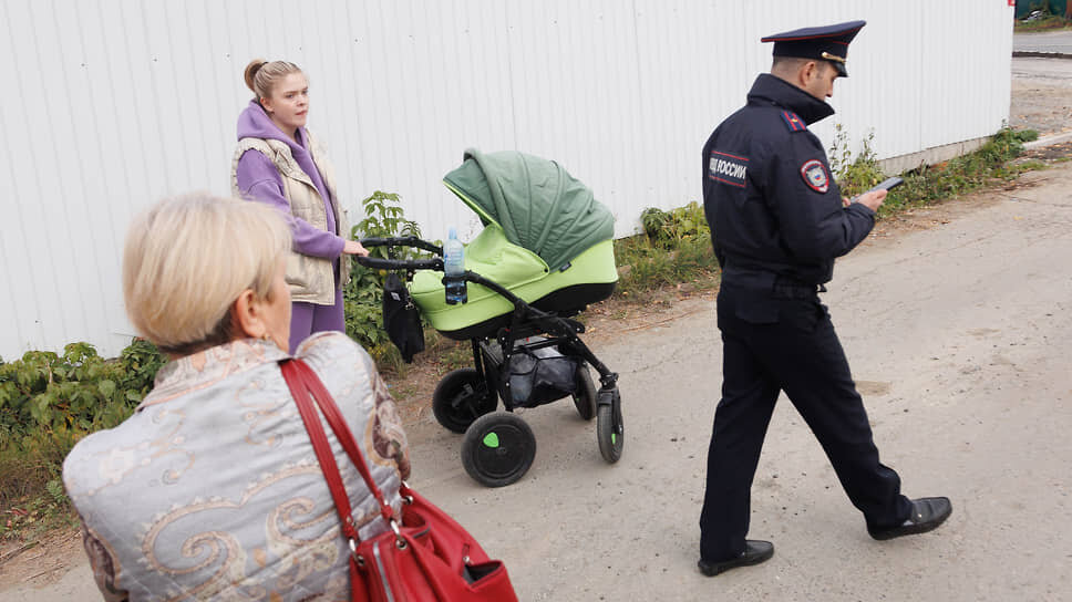 Фото: Марина Молдавская / Коммерсантъ📷Акция протеста жителей микрорайона Уктус