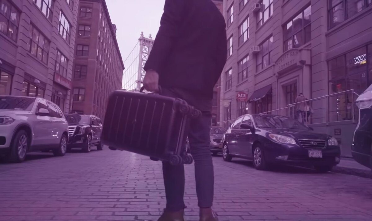 Чемодан в сборном виде