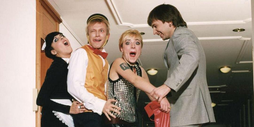 ЗВЕЗДЫ MTV В НАЧАЛЕ 00-Х. ФОТО: INSTAGRAM.COM/ANTONKOMOLOV