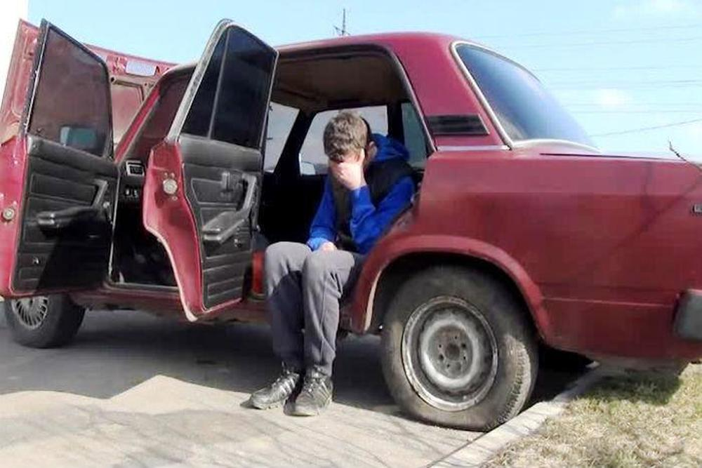 угонщики автомобилей. угнал ваз-21053. подростки на жигулях. уголовный розыск ярославль. похитить из машины.
