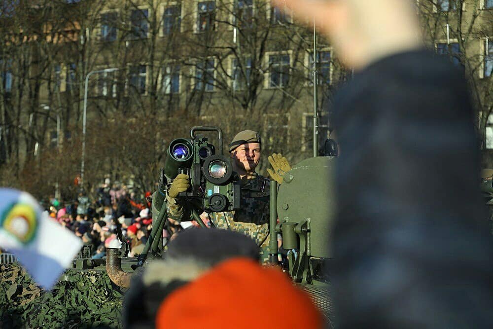 марш. парад победы йошкар ола техника. полковник мишнев. парад победы сыктывкар. парад пришел.