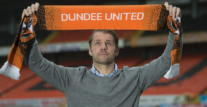  09/10/18
TANNADICE - DUNDEE
Новый тренер 'Данди Юнайтед' Робби Нейлсон общается со СМИ