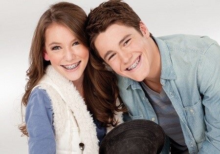 Не успели исправить зубы в юном возрасте? Это можно сделать когда угодно