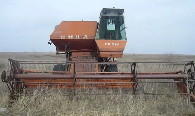 СК-5 Нива на сборе урожая. Из открытых источников.