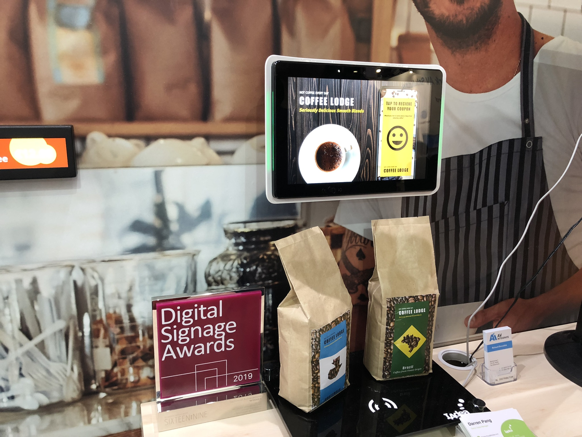 Мне нравится, как звучит наша отрасль на английском - Instore Music и Digital SignageLpty