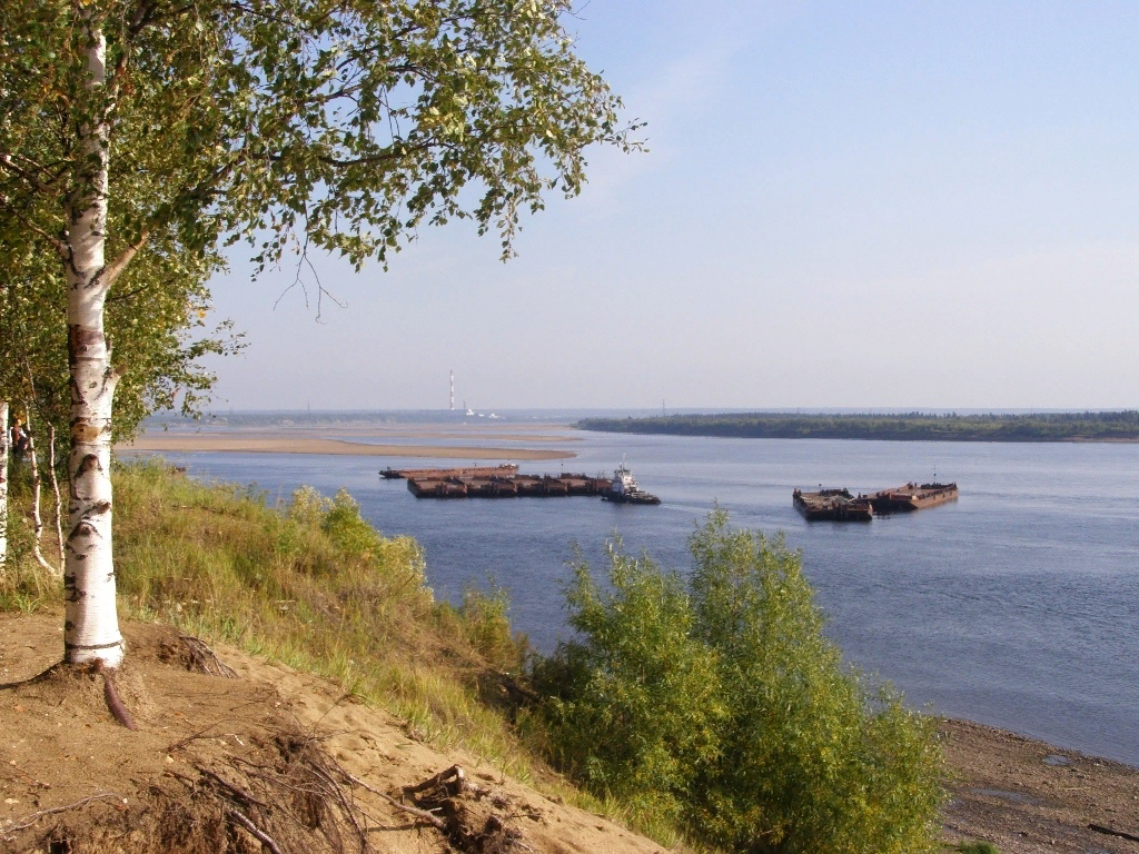 Река Печора в городе Печора