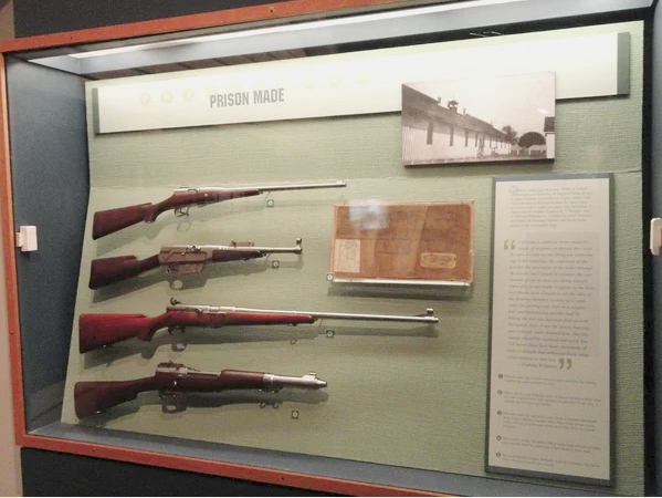 Оружие, изготовленное Уильямсом в тюрьме