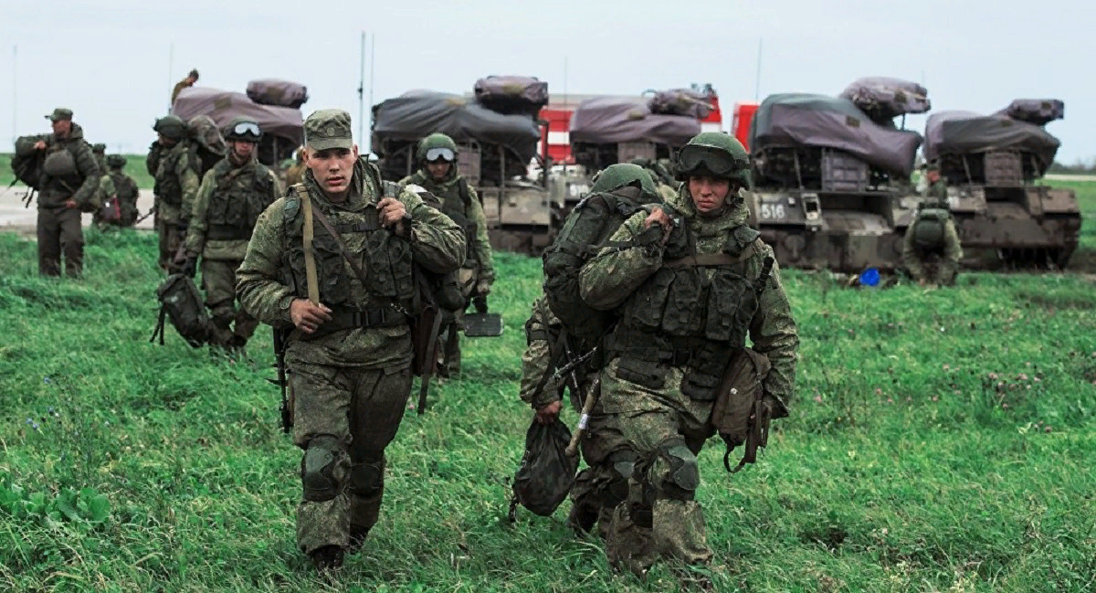 Военные учения России в Крыму. Источник изображения: https://vk.com/denis_siniy