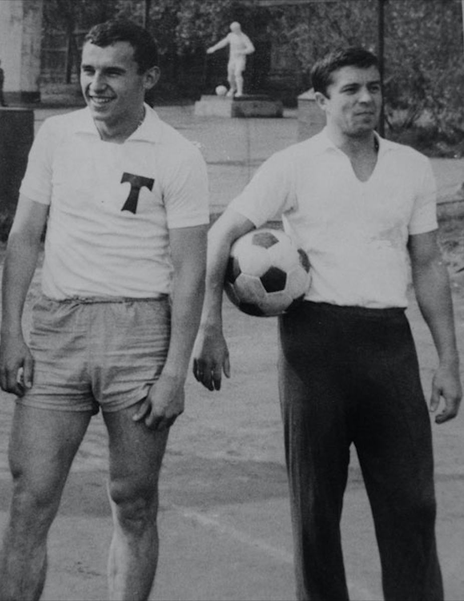 Две легенды томского футбола - Валерий Боровик и Анатолий Ченцов