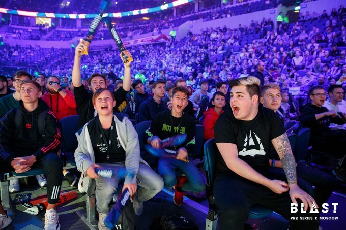Болельщики команд Blast Pro Series Moscow.