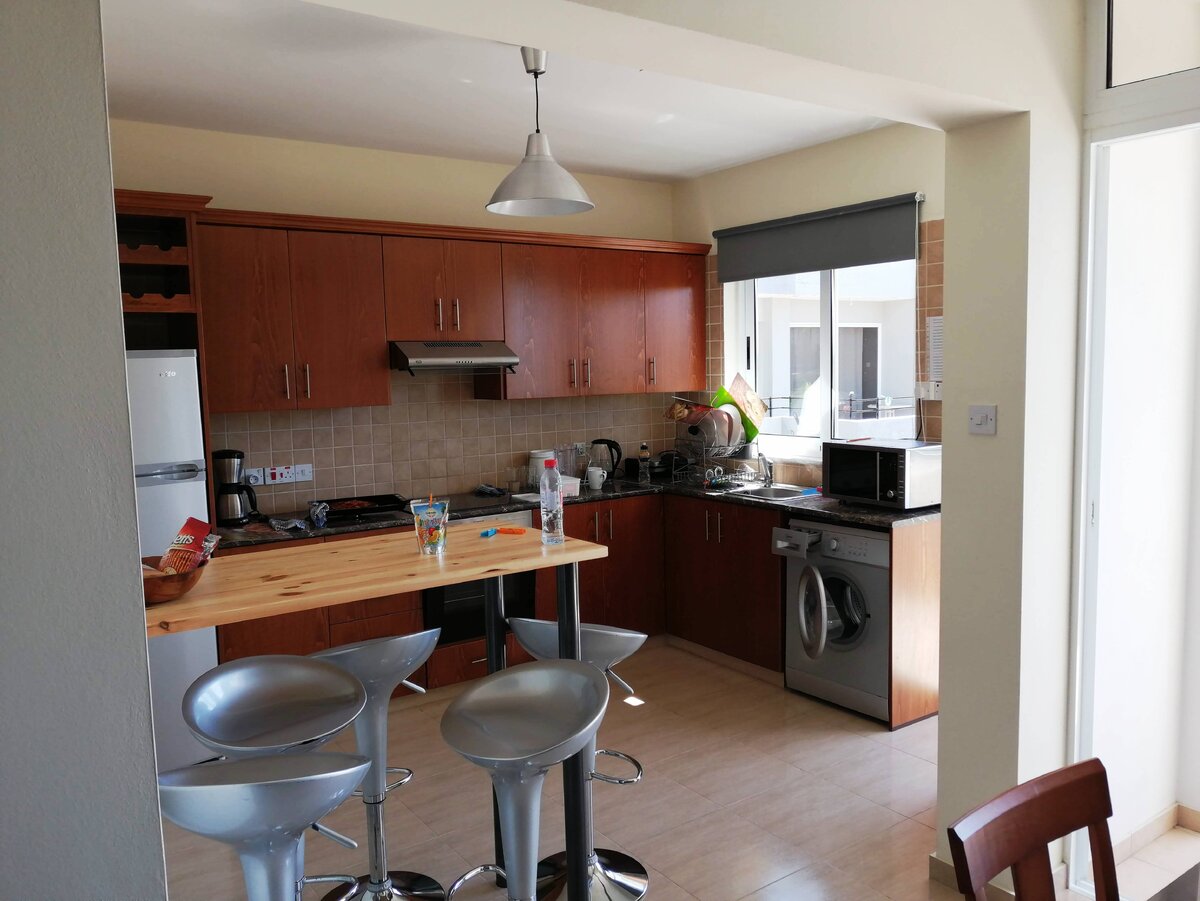 Кухня совмещена с гостиной