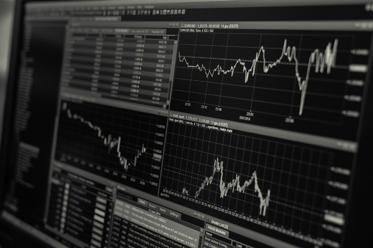 https://www.pexels.com/photo/black-and-white-business-chart-computer-241544/