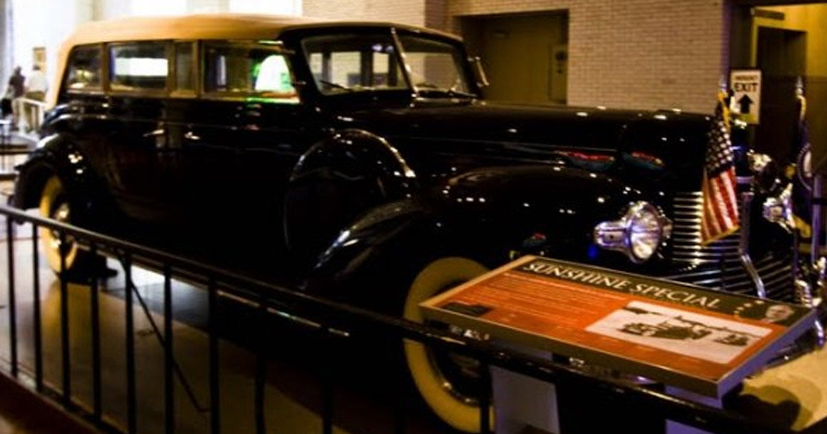 Simon franklin. Lincoln 1942. Тедди рузвельт. Трумэн машина. 1939 lincoln k.