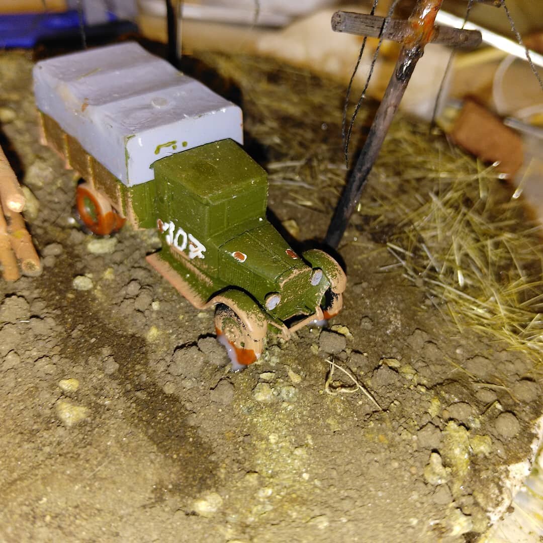 Название работы неизвестно, автор называет это диорамой...