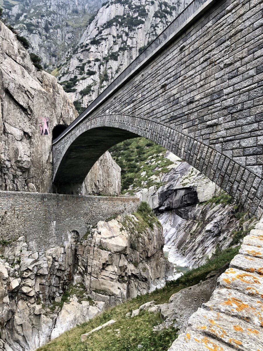 чертов мост швейцария