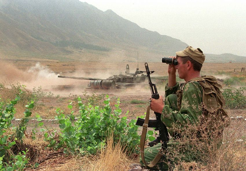 Боевой таджикистан. Военный полигон Таджикистан. Военная учения Узбекистан и Таджикистан. Военные учения. Солдаты Таджикистана.