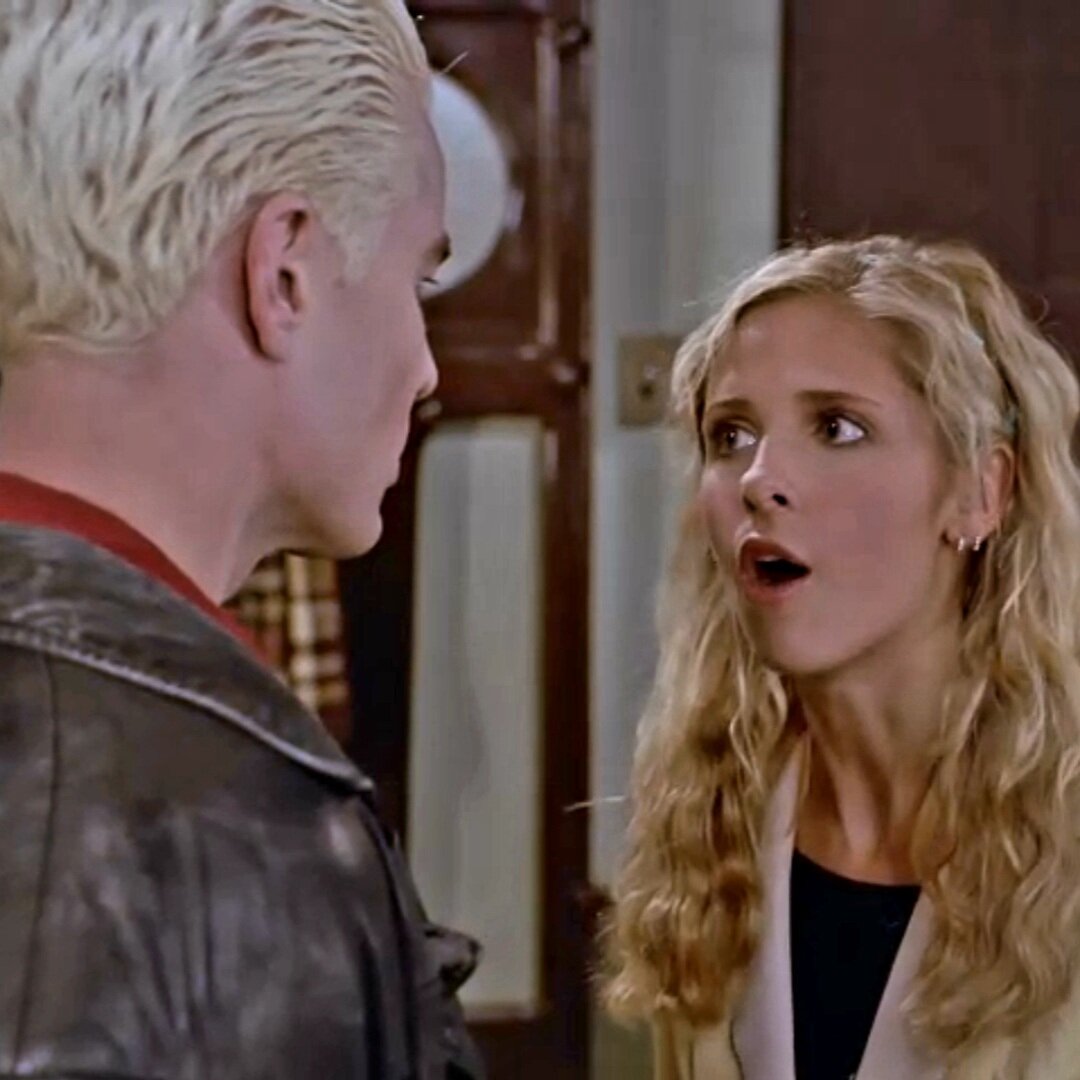 Спайк и Баффи. Кадр из телесериала "Баффи - истребительница вампиров"