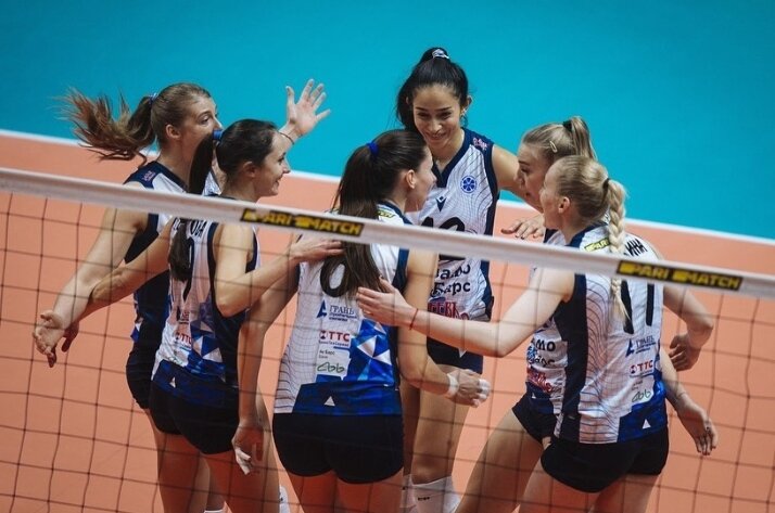 Команда "Динамо-Ак Барс" (Казань). Фото - Роман Кручинин.