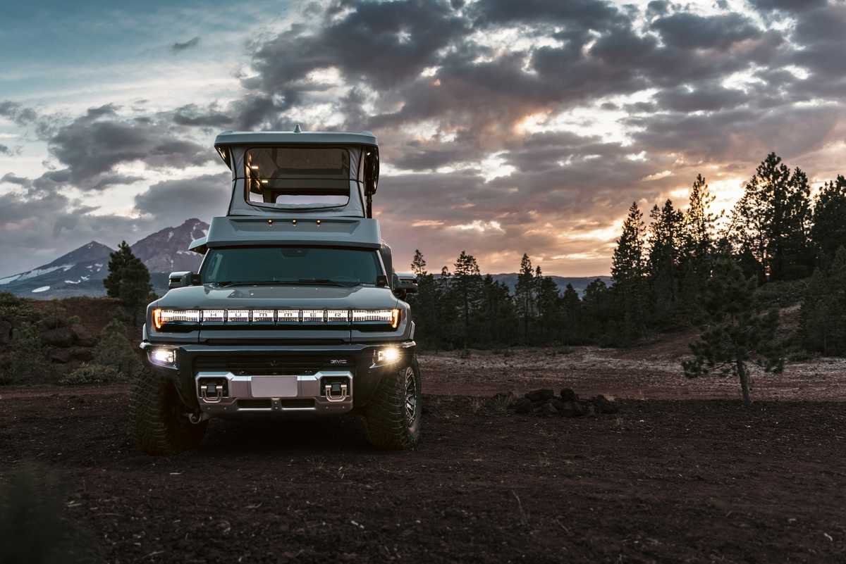 Кемпер GMC Hummer EV - фото с сайта Motor.ru