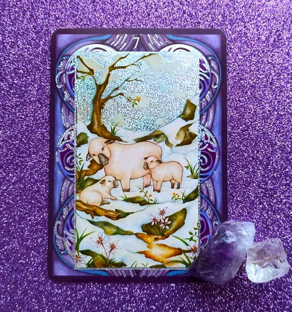 Колода: «Wicca Oracle Cards» Nada Mesar, Lunaea Wheaterstone , Chatriya Hemharnvibul