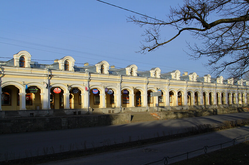 Пушкин московская улица. Город Пушкин Гостиный двор. СПБ Пушкин Гостиный двор. Г Пушкин Московская улица. Московская 25 Пушкин.