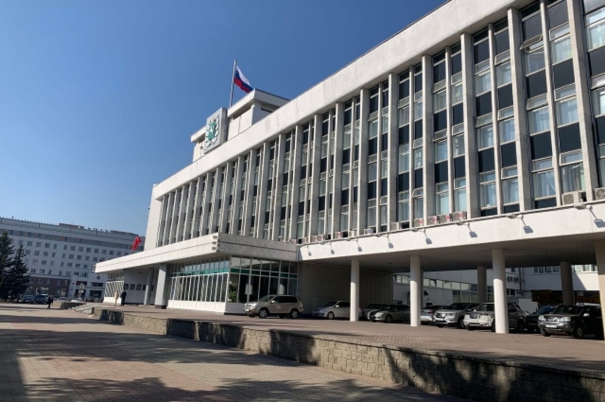    Продлен контракт с замом по науке и образованию Томской области Огородовой