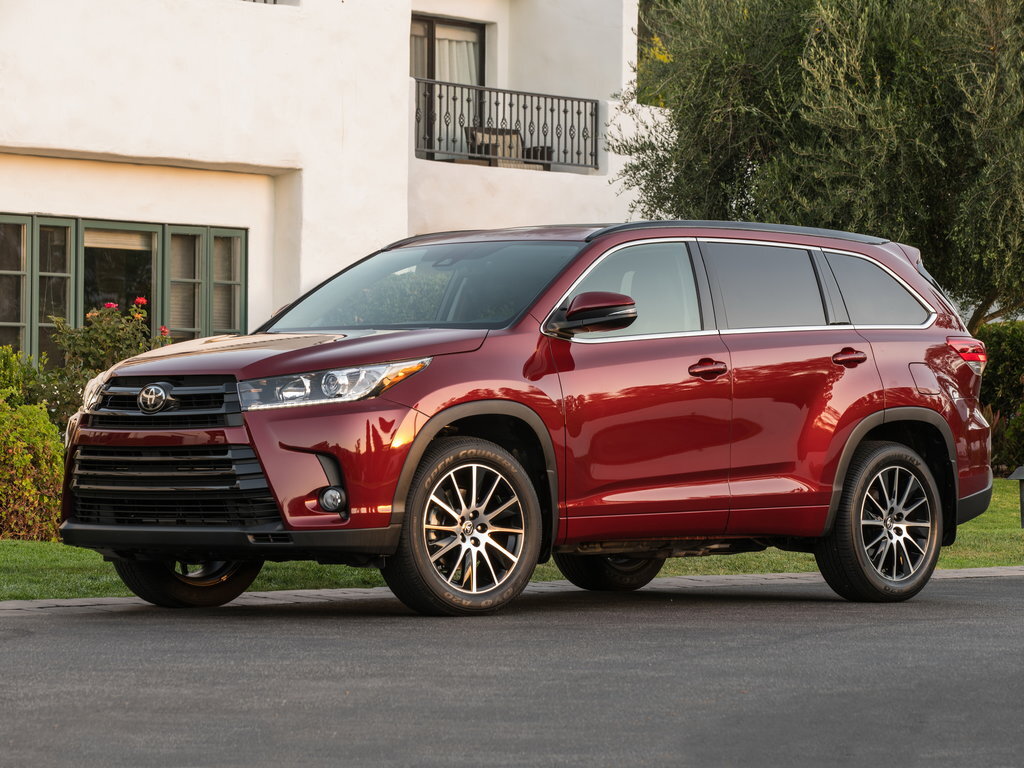 toyota highlander 2018 года