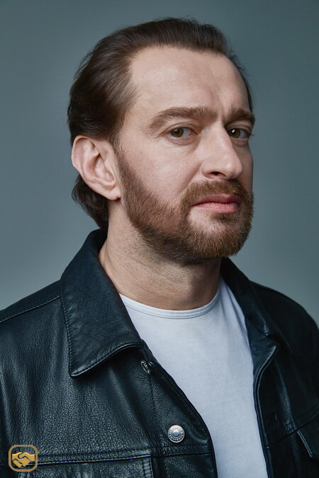 факты биографии из открытых источников https://ru.wikipedia.org