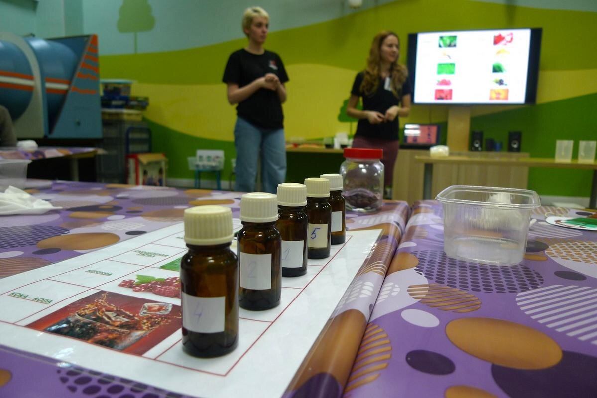 Съешь меня, выпей меня!