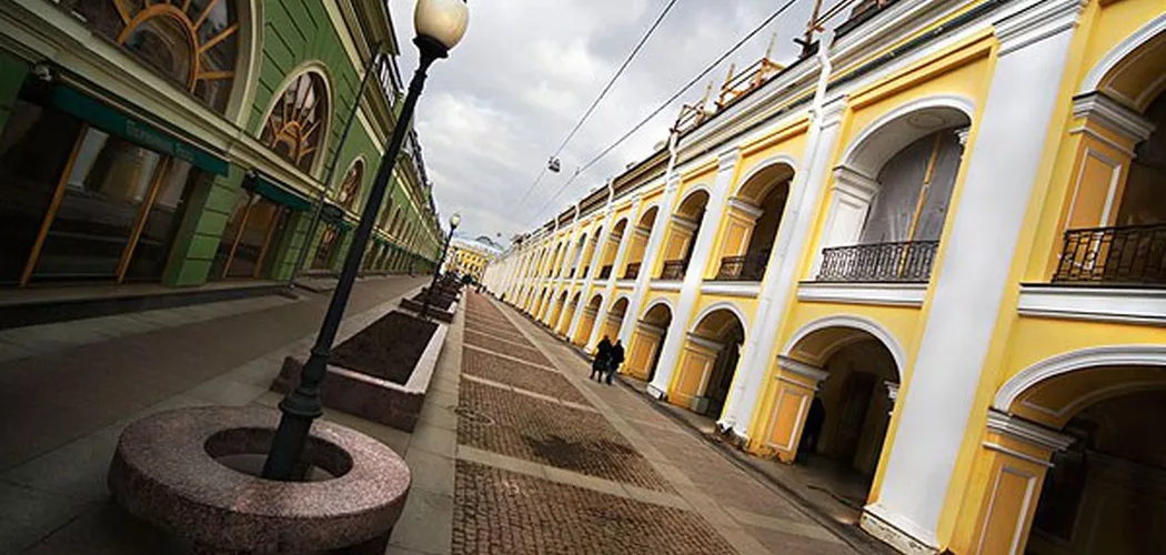 Петербургский гостиный двор стиль