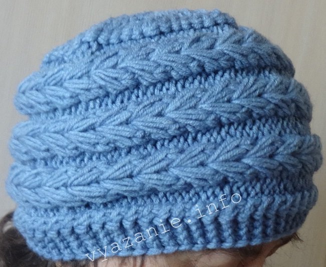 шапка колосок спицами. шапка женская спицами колосок. вязаные шапки узором колосок. шапка узором колосок. шапка вязаная колоском.