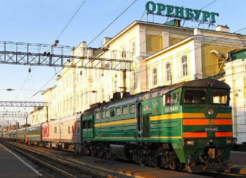 До сих пор вокзалы волнуют мое сердце. Источник: ria56.ru