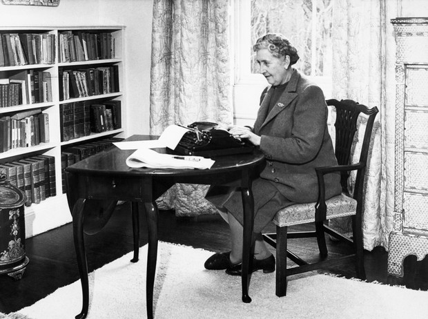 Фото: https://www.marieclaire.ru/