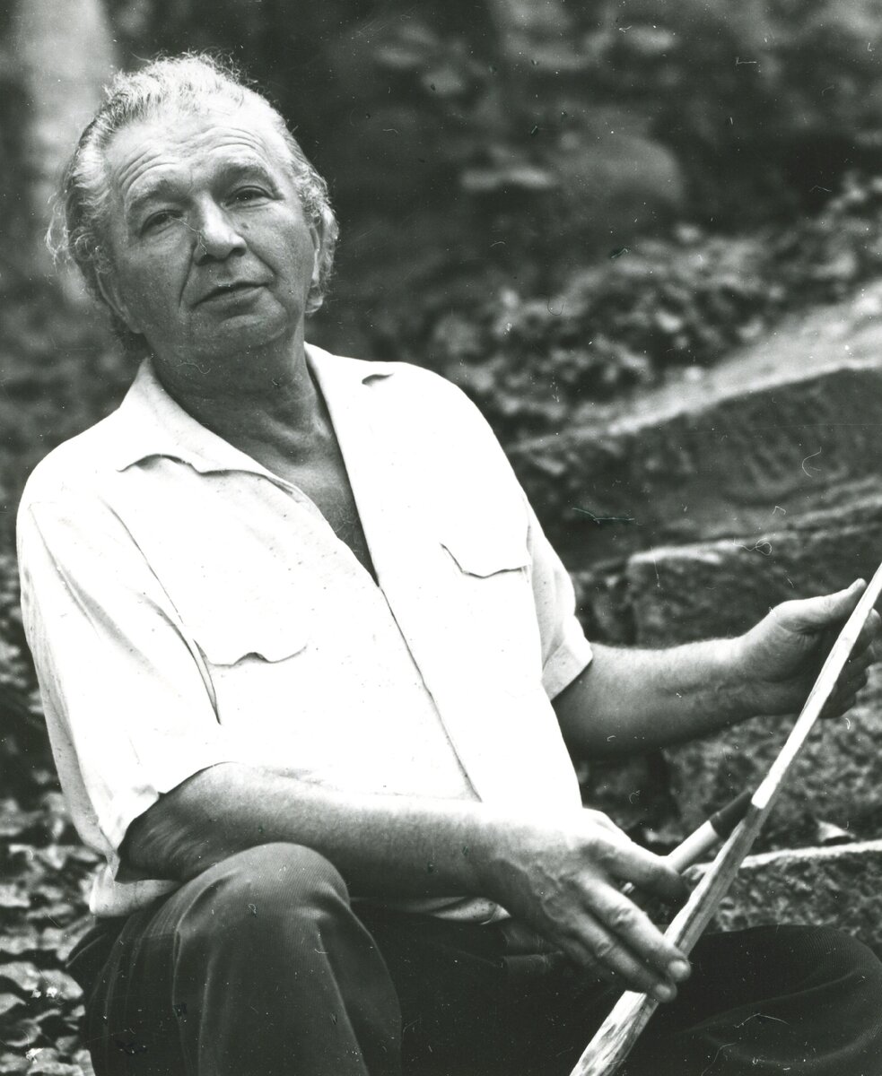 Яков Александрович Басов (02.02.1914 - 16.03.2004), Народный художник Украины