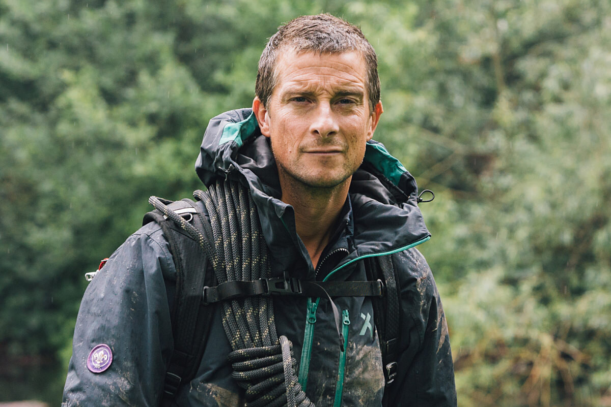 Выживание в лесу Bear Grylls